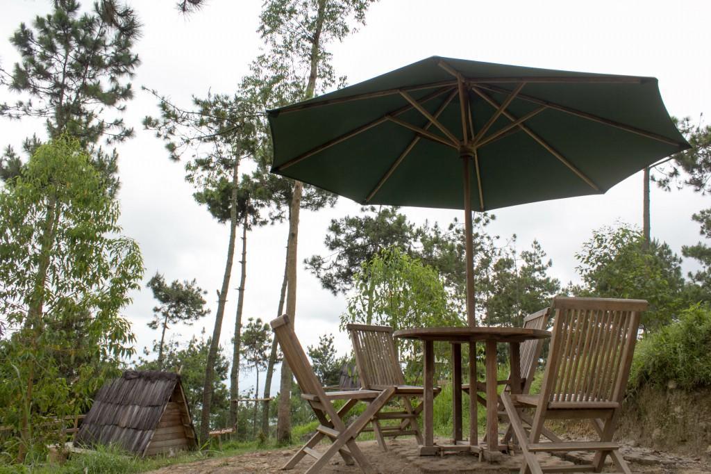 מלון Cileuleuy Papandayan Camping Ground מראה חיצוני תמונה