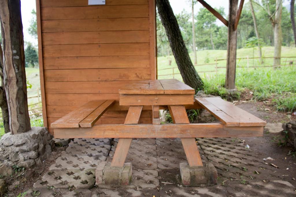 מלון Cileuleuy Papandayan Camping Ground מראה חיצוני תמונה